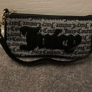 Juicy Couture Paparazzi Shoulder Bag
